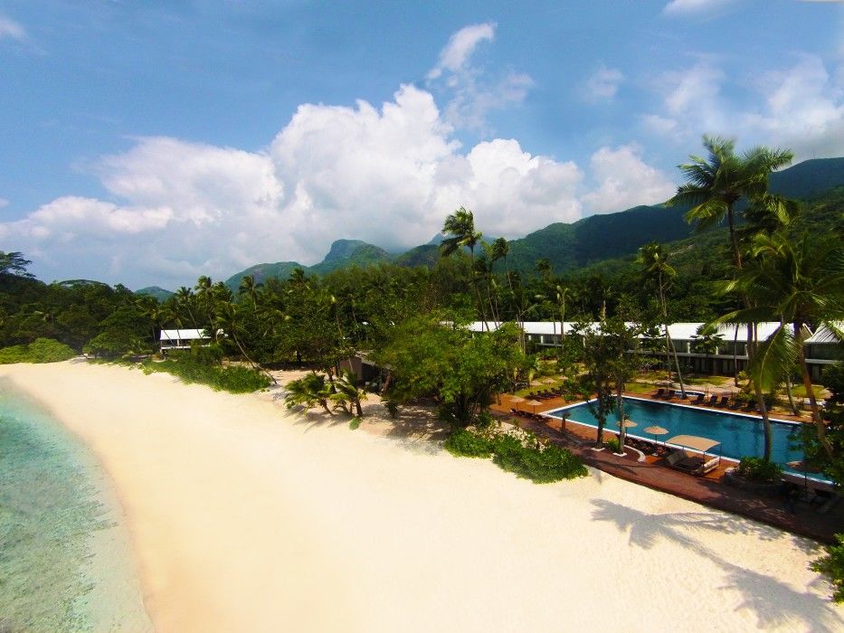 Le Meridien Barbarons Grand Anse  Exterior photo